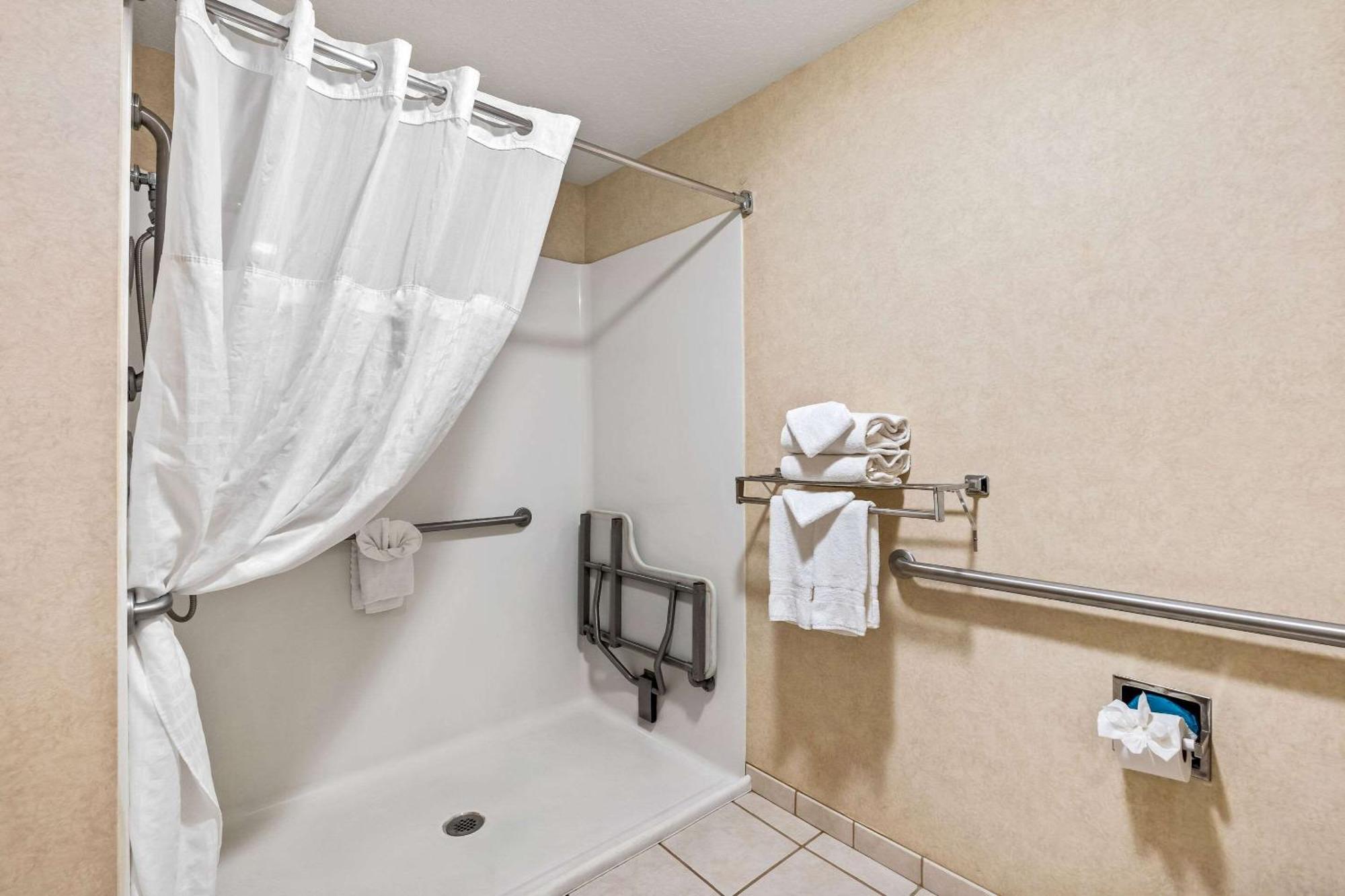 Comfort Inn & Suites Hermiston Eksteriør billede