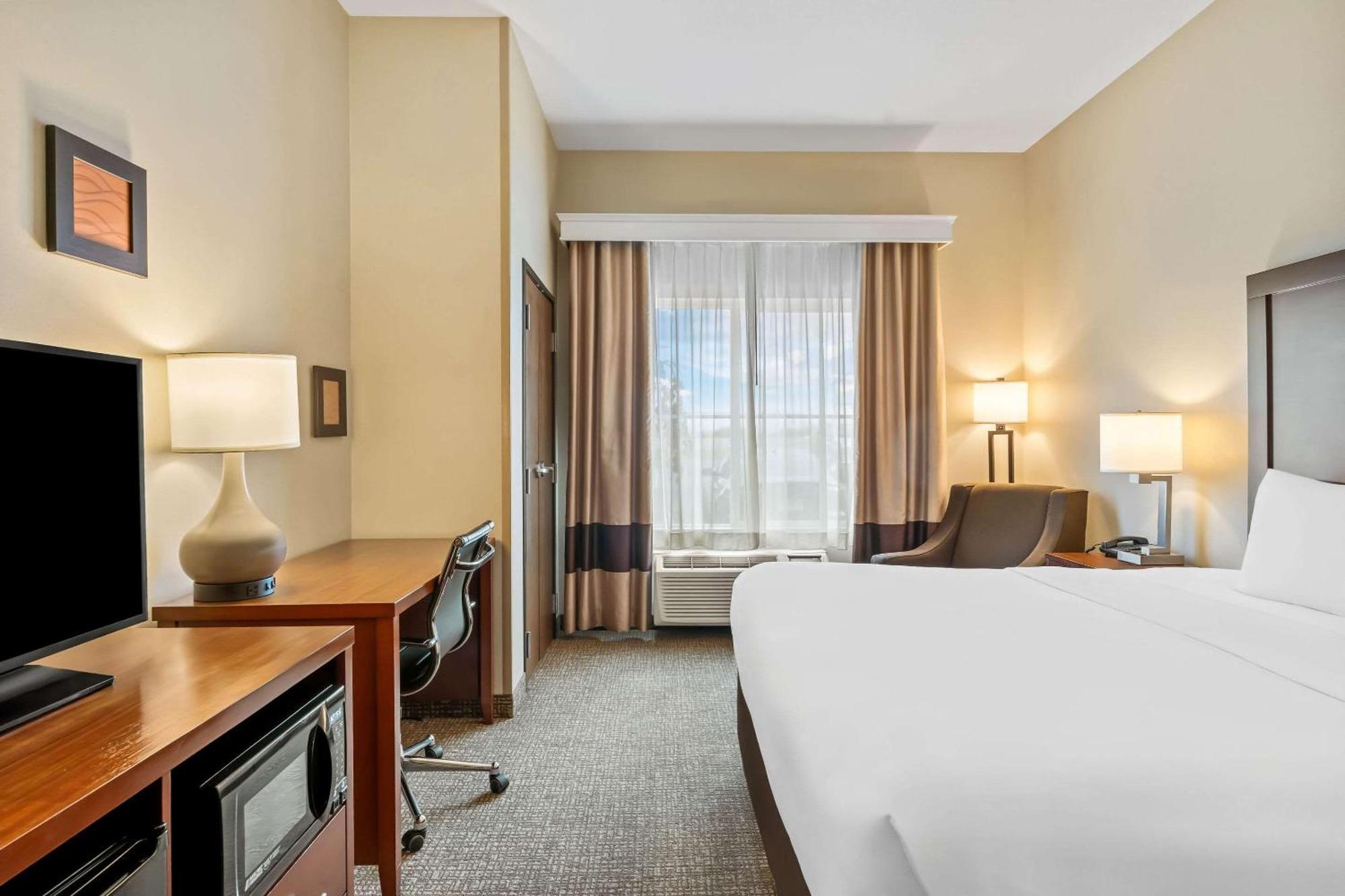 Comfort Inn & Suites Hermiston Eksteriør billede