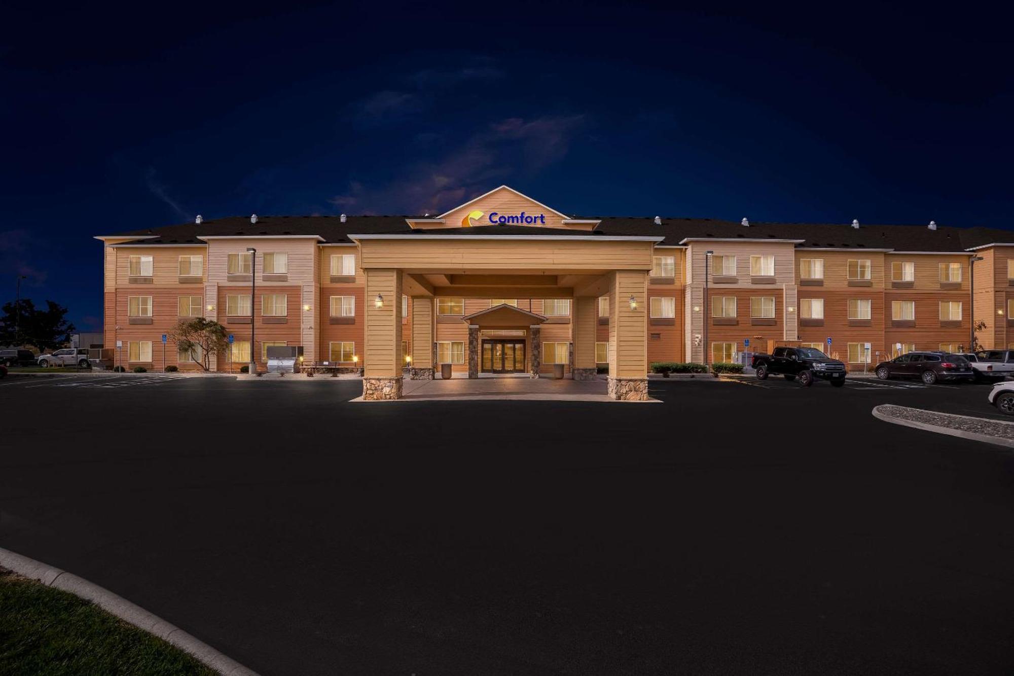 Comfort Inn & Suites Hermiston Eksteriør billede