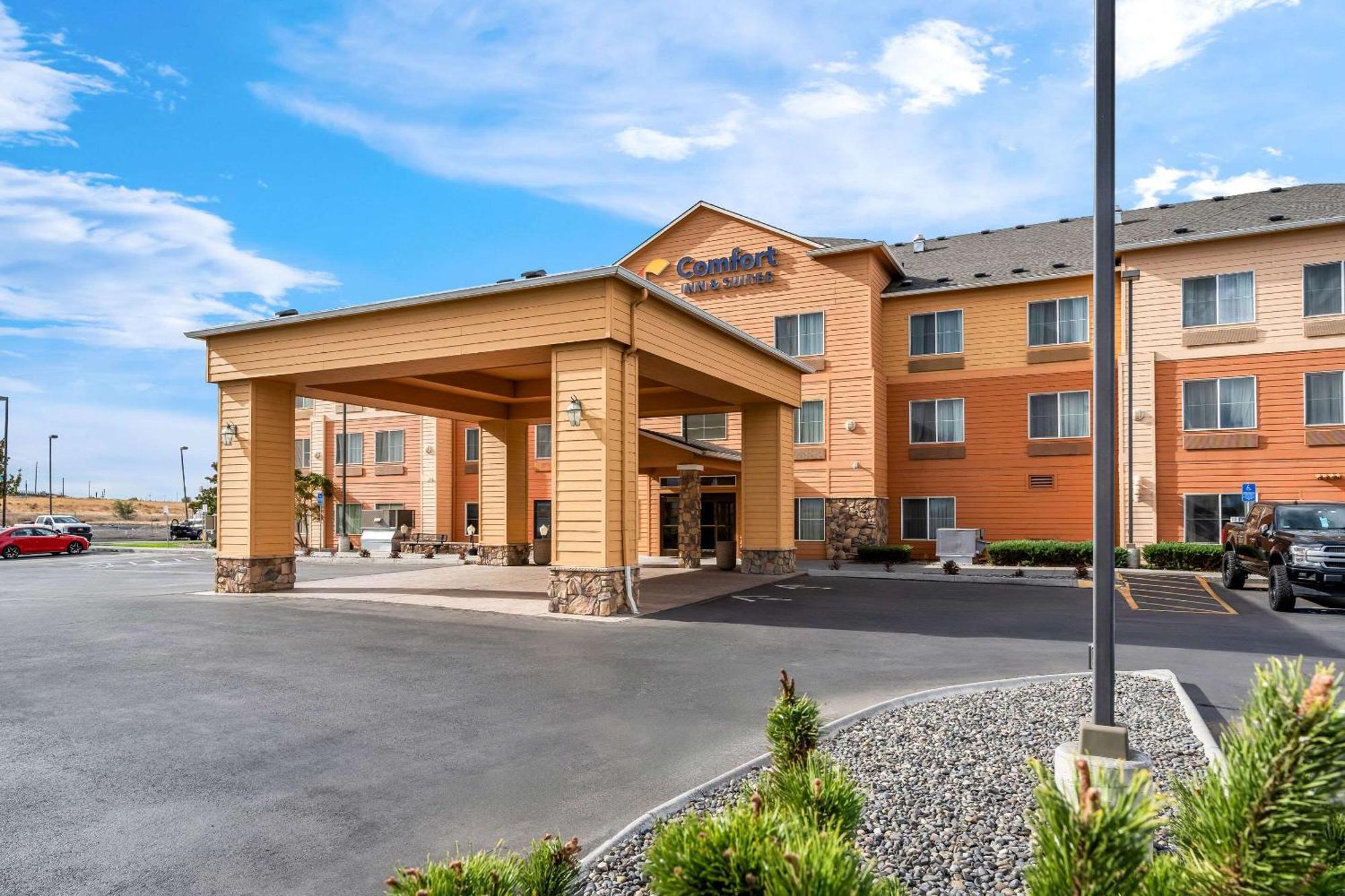Comfort Inn & Suites Hermiston Eksteriør billede