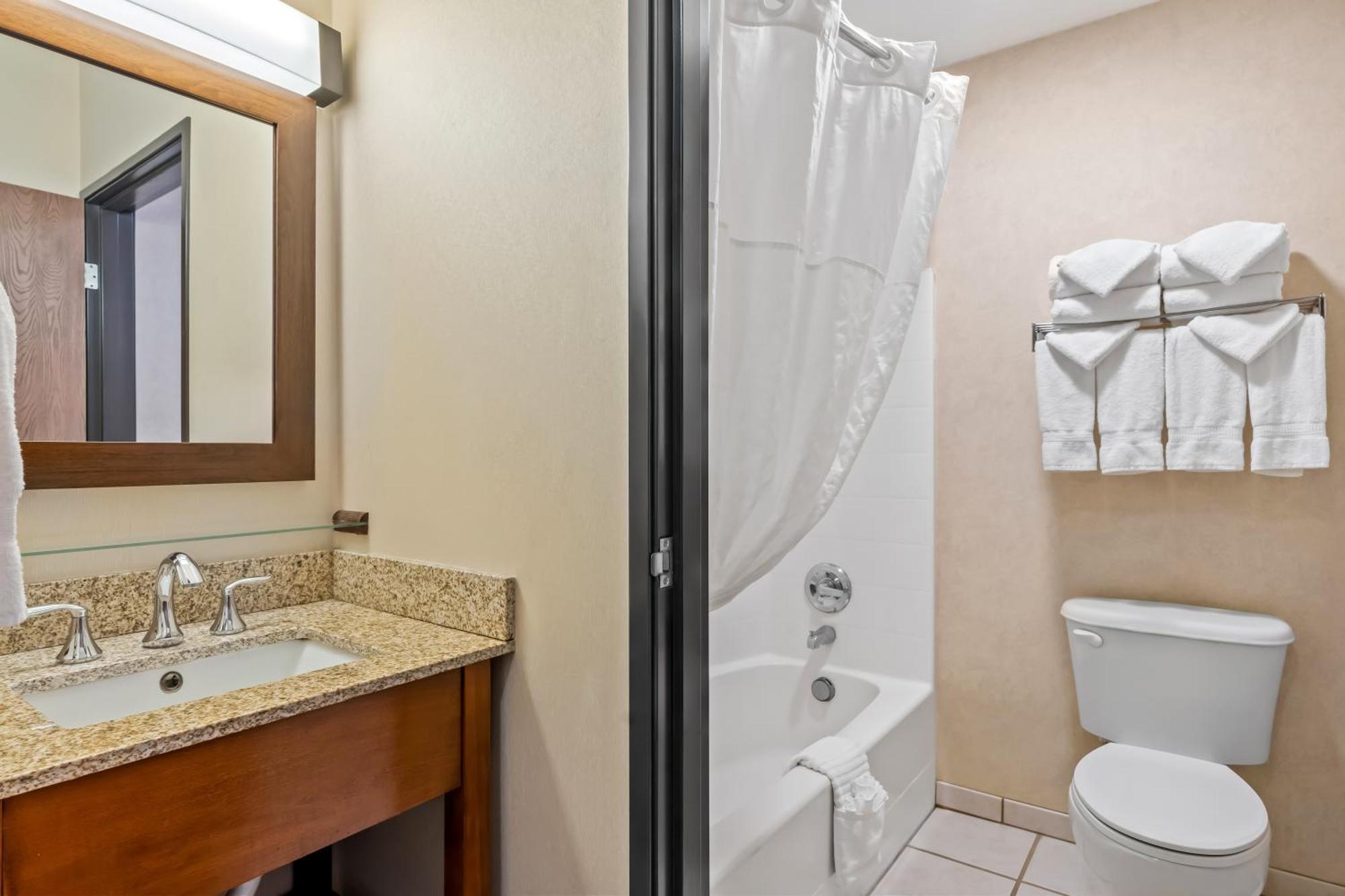 Comfort Inn & Suites Hermiston Eksteriør billede